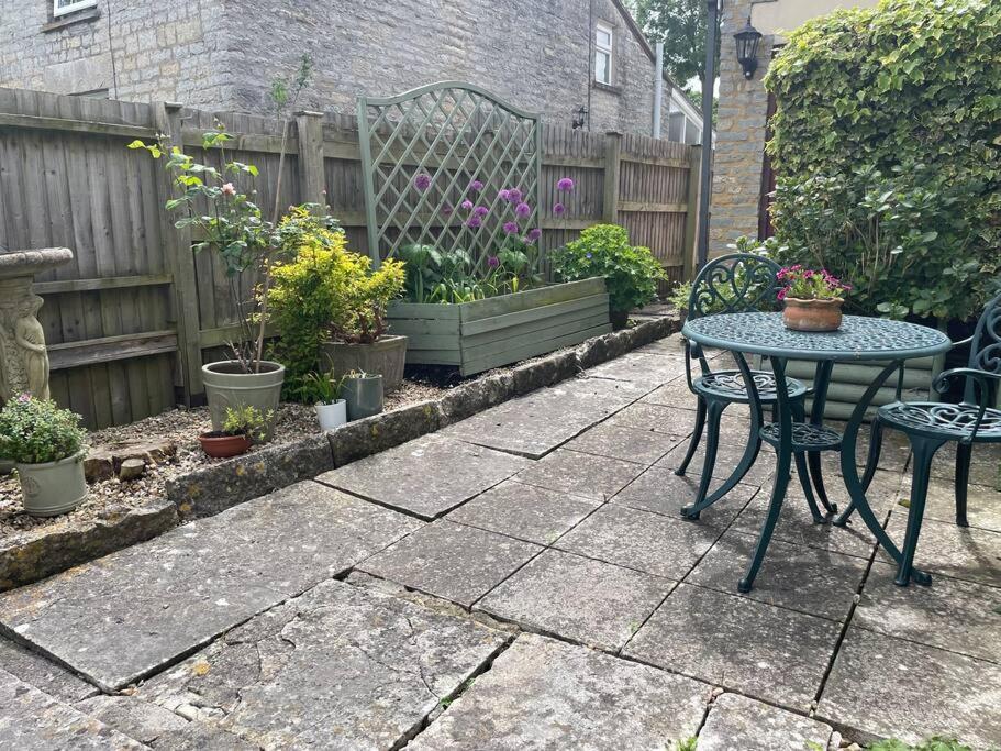 No 96 Chapel Lane - Self Contained Cottage In The Heart Of Butleigh Dış mekan fotoğraf